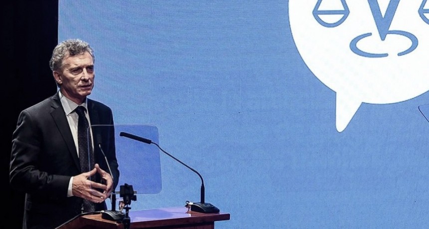 RADIOKTUBRE INFO..-Juristas internacionales plantean que el acuerdo del FMI con Macri debería anularse -Por Simón Suarez..Ver mas