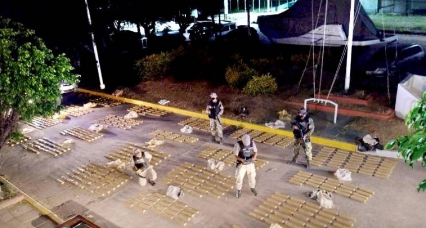 RADIOKTUBRE INFO..-El secuestro de 650 kilos de droga en la ruta 1 confirma el uso de la hidrovía para el tráfico narco -Por Simón Suarez..Ver mas
