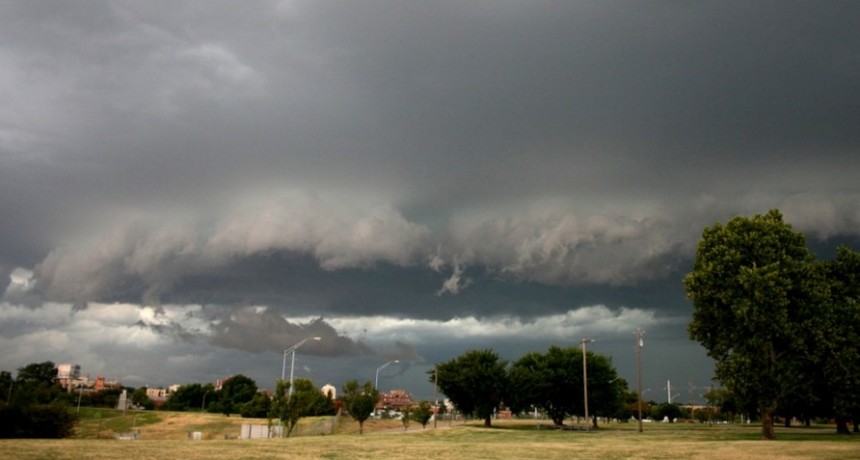 RADIOKTUBRE INFO..- Aviso por tormentas fuertes en Chaco, Entre Ríos, Catamarca, Tucumán y Santiago del Estero-Por Simón Suarez..Ver mas