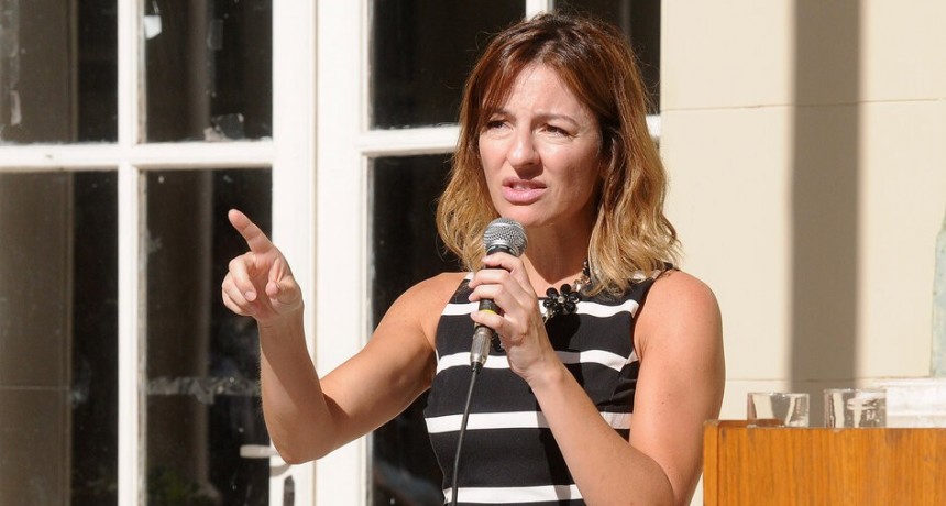 RADIOKTUBRE INFO..- Soledad Acuña, el claro rostro de la discriminación social-Por Simón Suarez..Ver mas