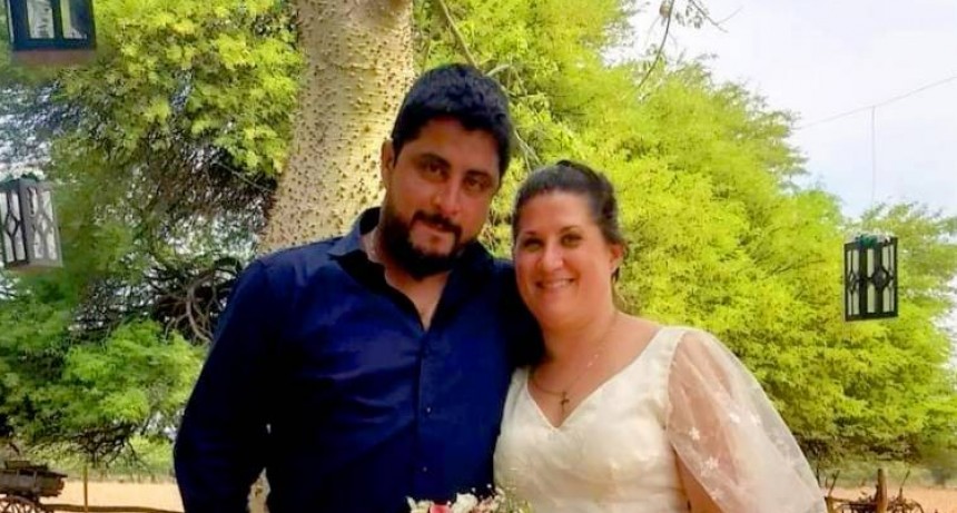 RADIOKTUBRE INFO..- Una historia de amor, casamiento y fiesta en pleno Impenetrable chaqueño-Por Simón Suarez..Ver mas