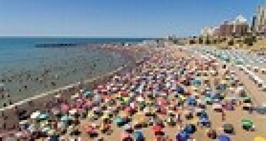RADIOKTUBRE INFO…… Casi 3 millones de personas veranearon en la Costa Atlántica la primera quincena de enero ……..Por Simón Suárez Ver mas….