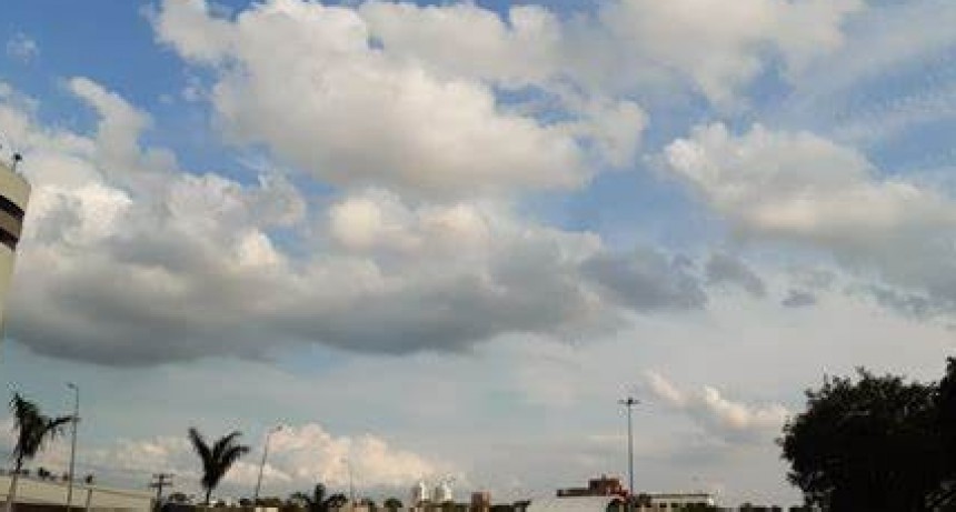 RADIOOKTUBRE INFO  EL CLIMA HOY EN SANTA SYLVINA CHACO..Por simón Suarez Ver mas..