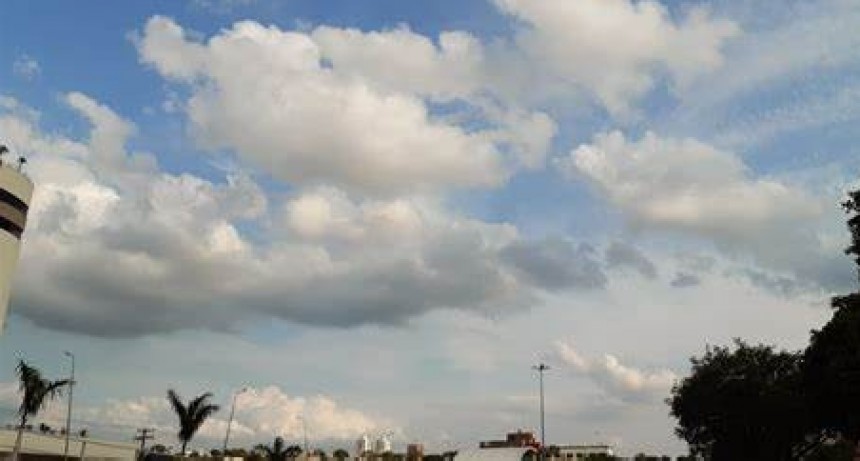 RADIOOKTUBRE INFO  EL CLIMA HOY EN SANTA SYLVINA CHACO..Por simón Suarez Ver mas..