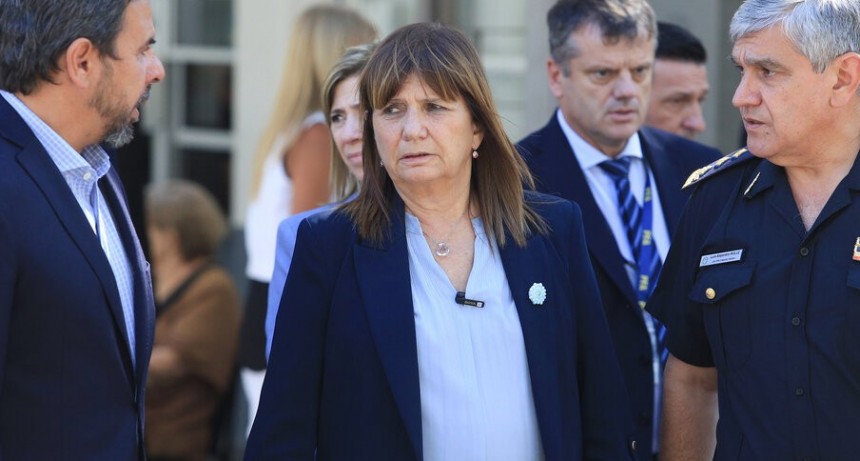 RADIOKTUBRE INFO…. Patricia Bullrich, el show de los aprietes y la Línea 134   ….Por Simòn Suàrez