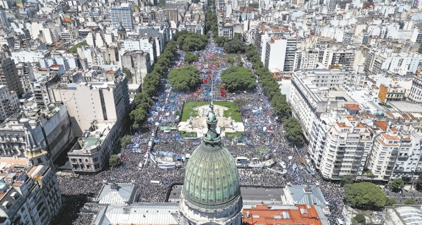 RADIOKTUBRE INFO…. EL QUE QUIERA OIR QUE OIGA   ….Por Simòn Suàrez