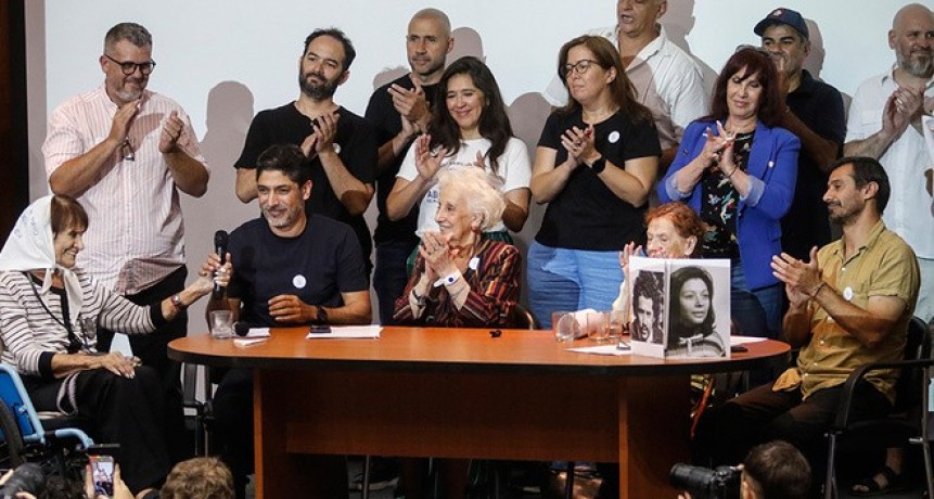 RADIOKTUBRE INFO……..  