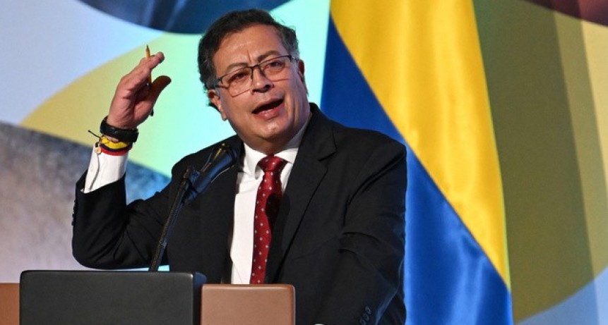 RADIOKTUBRE INFO…….. DURA RESPUESTA DEL PRESIDENTE PETRO A TRUM   …… Por Simòn Suarez