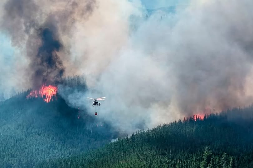 - RADIOKTUBRE INFO……..La Iglesia Católica criticó al Gobierno por acusar a los mapuches por los incendios …… Por Simòn Suarez.