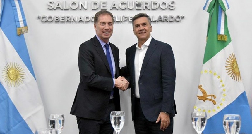 - RADIOKTUBRE INFO……..  SZDERO RECIBIÓ A SANTILLI PARA AVANZAR EN LA REFORM LABORAL CONTRA TRABAJADORES  …… Por Simòn Suarez.