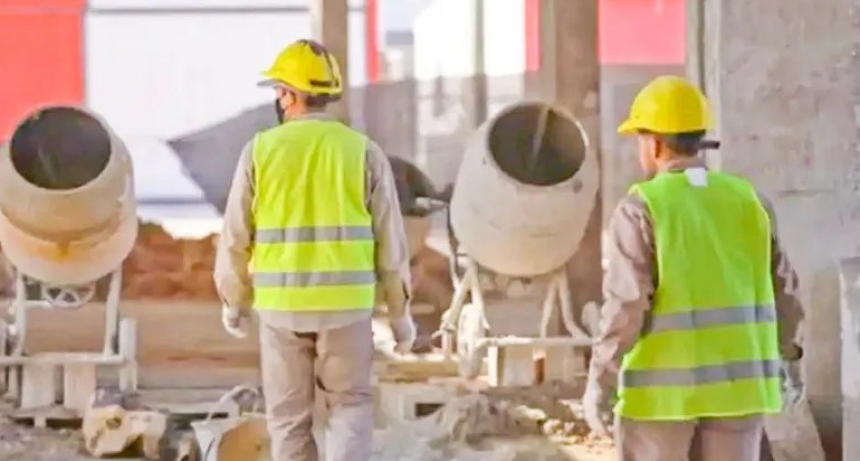 - RADIOKTUBRE INFO……..  