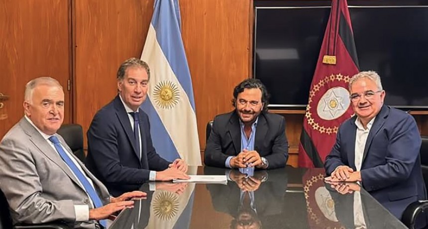 - RADIOKTUBRE INFO……..   La Rosada les exige votos antes que cualquier compensación …… Por Simòn Suarez.