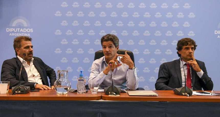 RADIOKTUBRE INFO..- Acuerdo con el FMI: El PRO no se hace cargo de la deuda que provocó-Por Simón Suarez..Ver mas