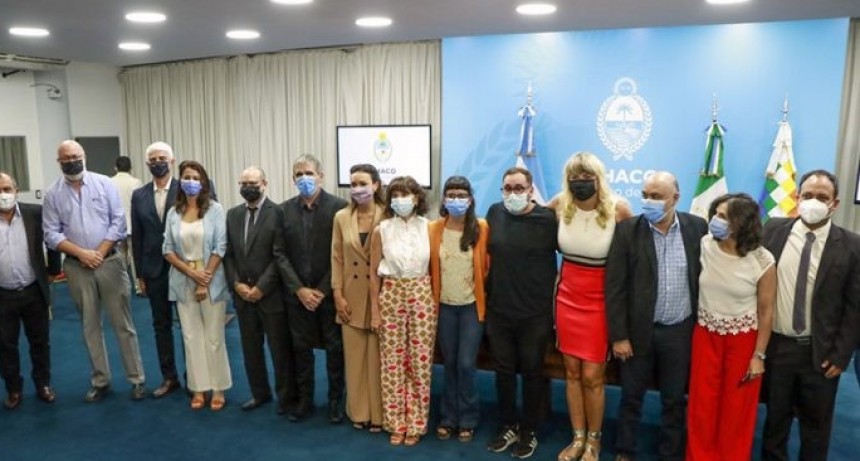 RADIOKTUBRE INFO..- Asumieron 11 nuevos funcionarios en áreas y organismos del Ejecutivo provincial  -Por Simón Suarez..Ver mas
