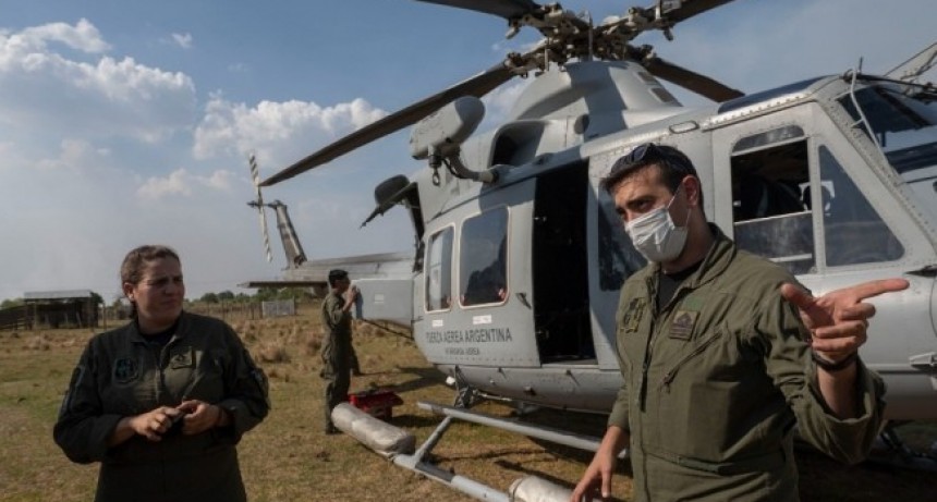 RADIOKTUBRE INFO..-  Entre el humo, los helicópteros monitorean y despliegan a los brigadistas en Corrientes -Por Simón Suarez..Ver mas	