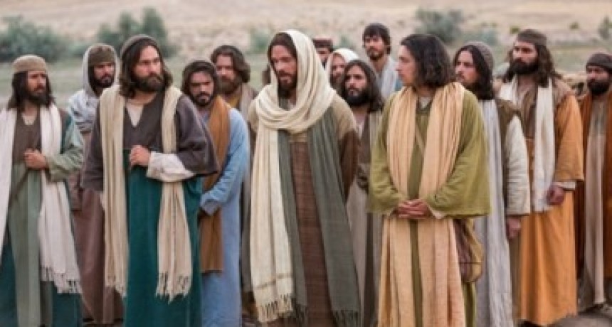 RADIOKTUBRE INFO….  EL EVANGELIO DE HOY VIERNES 24 DE FEBRERO 2023 …Por Simón Suarez   Ver mas….