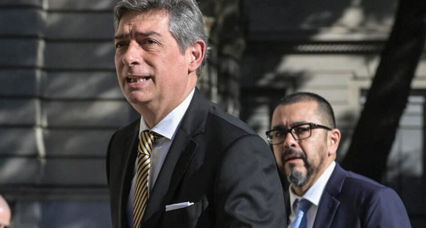 RADIOKTUBRE INFO….  CON EL AGUA AL CUELLO LA JUSTICIA DEL MACRISMO Y LARRETA …Por Simón Suarez   Ver mas….