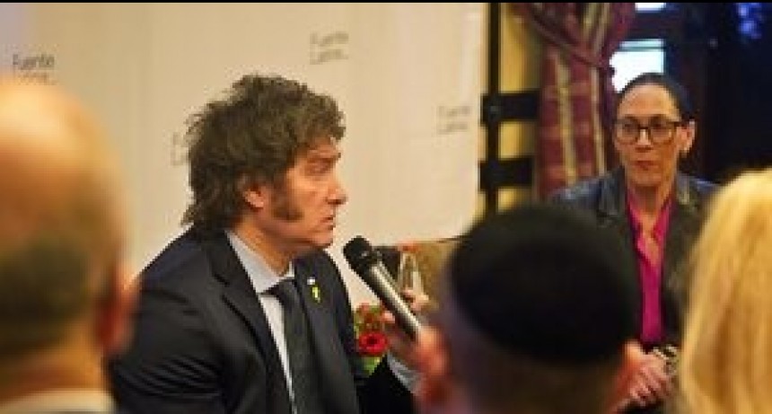 RADIOKTUBRE INFO…. Aislado, Javier Milei corta el diálogo con gobernadores, pide la cabeza de funcionarios y se plantea gobernar vía DNU   ….Por Simòn Suàrez