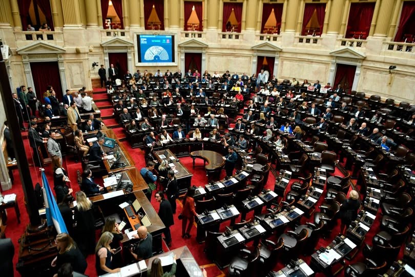 - RADIOKTUBRE INFO…….. Uno por uno, los proyectos que el Gobierno quiere sancionar en extraordinarias   …… Por Simòn Suarez.