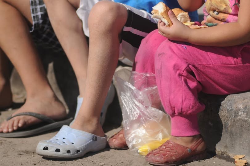 - RADIOKTUBRE INFO……..  Bajar la edad de punibilidad no baja el delito  …… Por Simòn Suarez.