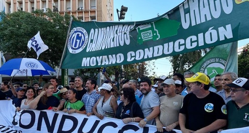 - RADIOKTUBRE INFO…….. CGT CHACO:  convoca a sus delegados para organizar la marcha contra la Reforma Laboral  …… Por Simòn Suarez.