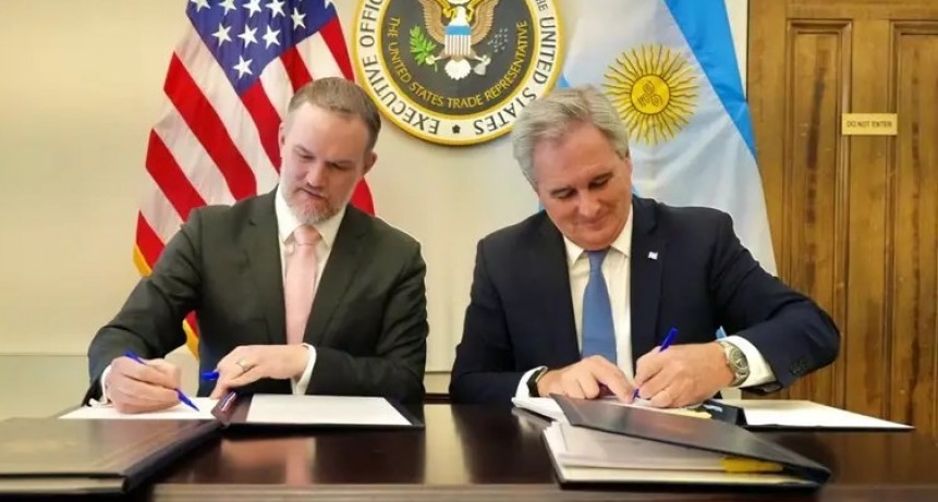 - RADIOKTUBRE INFO……..  El acuerdo comercial con EE.UU. no abrió el mercado a la carne argentina  …… Por Simòn Suarez.