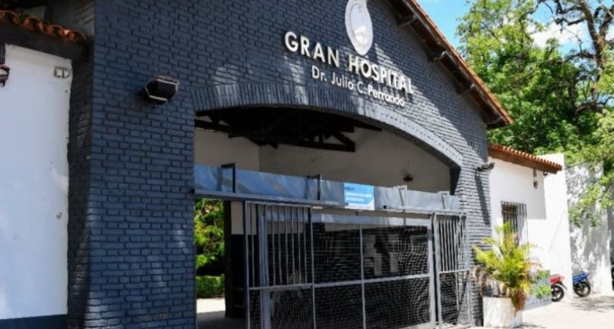 - RADIOKTUBRE INFO……..  Hospital Perrando: una pelea entre bandas en la guardia terminó con dos jóvenes heridas y un detenido  …… Por Simòn Suarez.