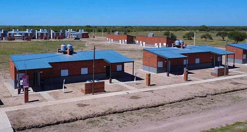 - RADIOKTUBRE INFO…….. El IPDUV abrió inscripción para sorteo de viviendas en Coronel Du Graty   …… Por Simòn Suarez.