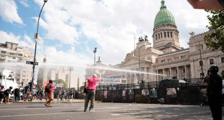 - RADIOKTUBRE INFO……..DE MANUAL:   