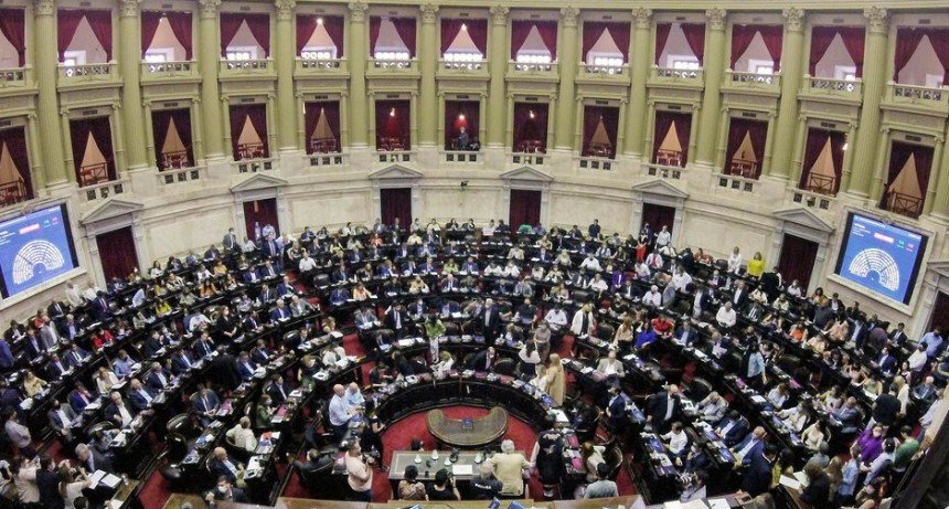 RADIOKTUBRE INFO..-  El acuerdo con el FMI está cerrado y empieza el partido en el Congreso -Por Simón Suarez..Ver mas..