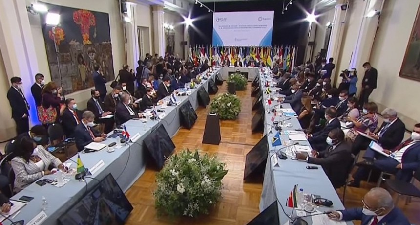 RADIOKTUBRE INFO..-  Cancillería Argentina informó que la red consular de la Celac se encuentra activa ante la guerra en Ucrania -Por Simón Suarez..Ver mas..	