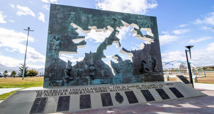 RADIOKTUBRE INFO..-  Tierra del Fuego prepara actos multitudinarios para el aniversario de Malvinas -Por Simón Suarez..Ver mas..