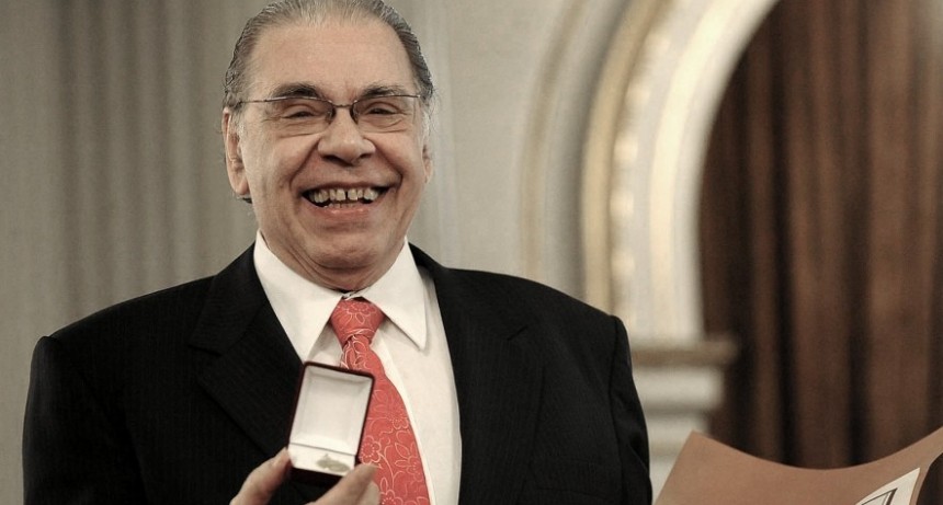 RADIOKTUBRE INFO..- Murió Enrique Pinti, el artista que le puso humor y vértigo a las desventuras argentinas  -Por Simón Suarez..Ver mas..	
