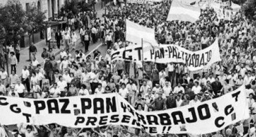 RADIOKTUBRE INFO..- Declaración de sindicalistas a 40 años de la  histórica marcha de la CGT contra la dictadura  -Por Simón Suarez..Ver mas..