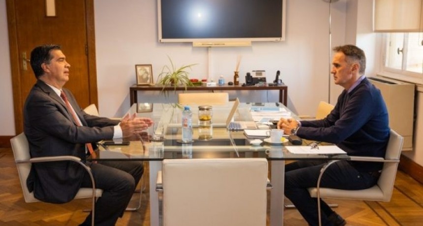 RADIOKTUBRE INFO..- Agenda de Capitanich en Buenos Aires: Segundo Puente, financiamiento para más inversiones, obras y apoyo al sector industrial  -Por Simón Suarez..Ver mas..