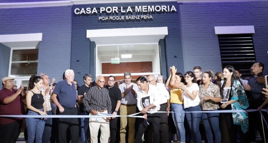 RADIOKTUBRE INFO….  EN SAENZ PEÑA EL GOBERNADOR INAUGURÓ EL SITIO DE LA MEMORIA …Por Simón Suarez   Ver mas….