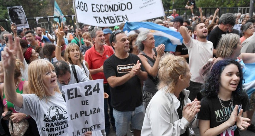 RADIOKTUBRE INFO….  La marcha llegó hasta los Tribunales para exigir una 