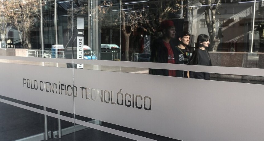 RADIOKTUBRE INFO…. CONTUNDENTE CARTA A MILEI DE 68  CIENTÍFICOS LAUREADOS CON EL NOBEL.   ….Por Simòn Suàrez