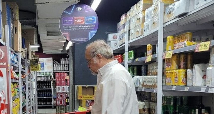RADIOKTUBRE INFO….LA COCACOLA SE ESTA PUDRIENDO EN LAS GÓNDOLAS    ….Por Simòn Suàrez