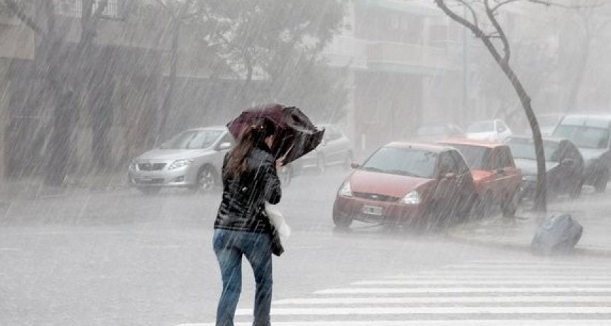 RADIOKTUBRE INFO….  Un nuevo temporal en el AMBA causó inundaciones y destrozos   ….Por Simòn Suàrez