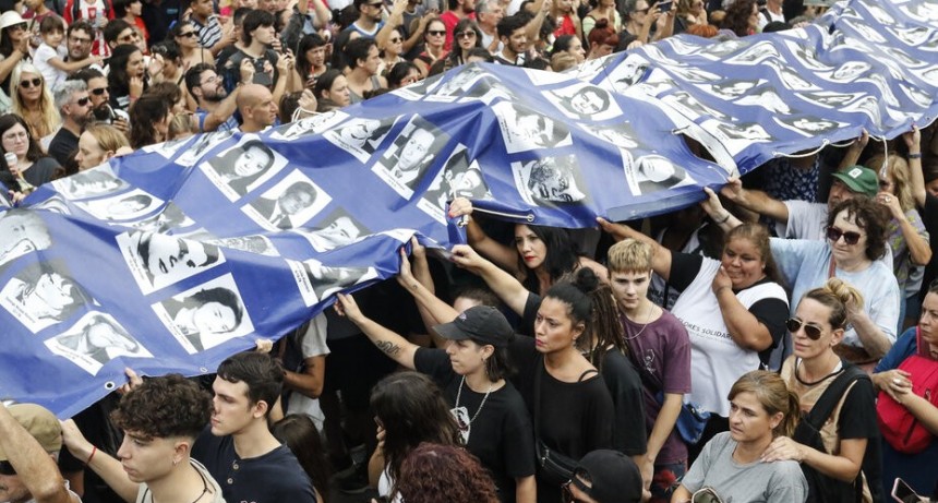 RADIOKTUBRE INFO…. ORGANISMOS DE DERECHOS HUMANOS, SINDICATOS Y DIRIGENTES POLITICOS SE MOVILIZAN POR EL DÍA DE LA MEMORIA   ….Por Simòn Suàrez