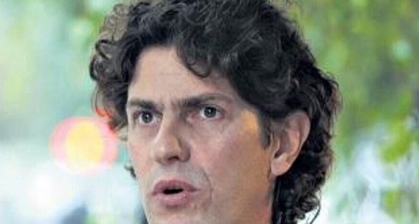 RADIOKTUBRE INFO….  DECLARACIONES DE LUSTOU LEVANTA POLVAREDA EN LA UCR  ….Por Simòn Suàrez