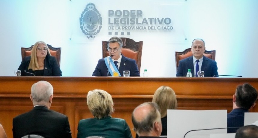 - RADIOKTUBRE INFO……..  APERTURA DE SESIONES:   “Vamos hacia una provincia ordenada y con rumbo”, expresó Zdero …… Por Simòn Suarez.