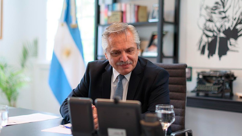RADIOKTUBRE INFO.(Simón Suárez)..El Presidente habló con Putin sobre el suministro de vacunas y fue invitado nuevamente a visitar Rusia