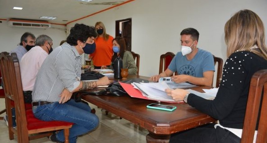 RADIOKTUBRE INFO..SUSANA MAGGIO REUNIÓN CON EL DIRECTOR AMBIENTAL MATIAS CES..Por Simón Suárez..ver mas