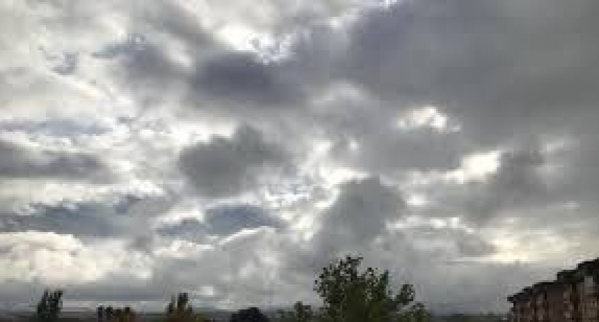 RADIOKTUBRE INFO...CLIMA HOY EN SANTA SYLVINA.Por Simón Suárez