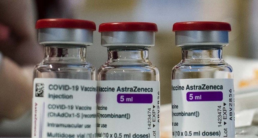 RADIOKTUBRE INFO..El domingo llegan 864 mil nuevas dosis de vacunas de AstraZeneca.. Por Simón Suárez..ver mas