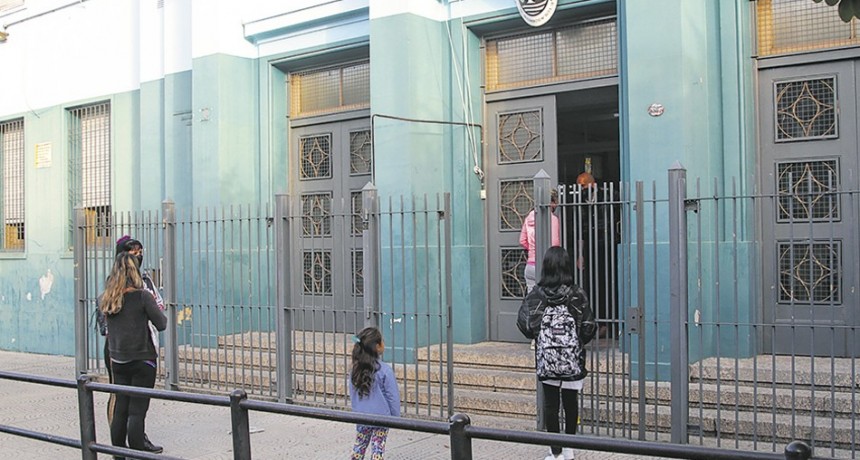 RADIOKTUBRE INFO..-El gobierno porteño solo acatará la decisión que le convenga-Por Simón Suárez…..Ver mas..