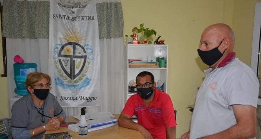 RADIOKTUBRE INFO..- EL INTITUTO DE VIENDA EN SANTA SYLVINA-Por Simón Suárez…..Ver mas..