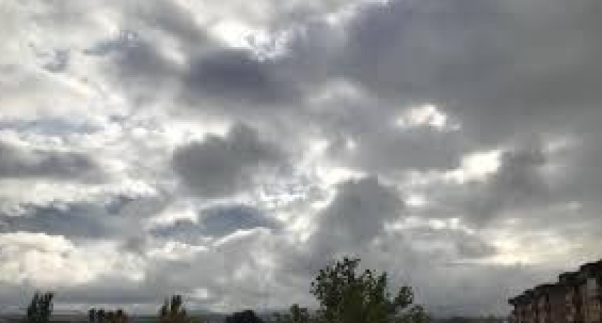 RADIOKTUBRE INFO..-  EL CLIMA DE HOY EN SANTA SYLVINA CHACO -Por Simón Suarez..Ver mas..	
